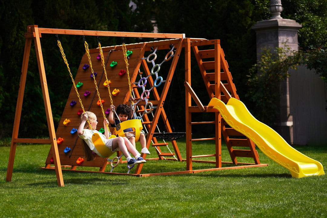 Sycamore Backyard Climbing Set – 2 Swings, Trapeze Bar & Outdoor Fun